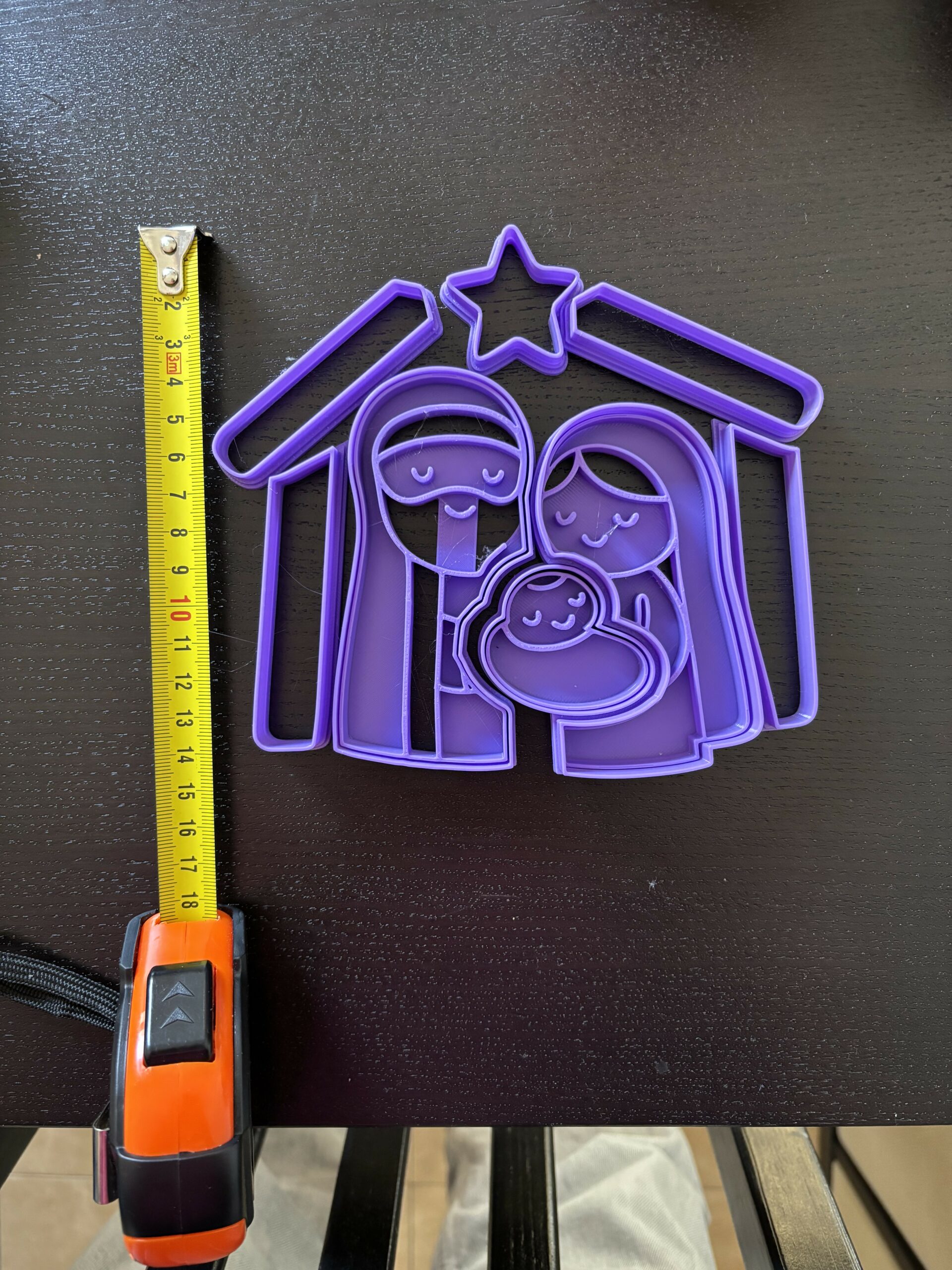 Pesebre Navideño – Cortadores Virgen María, San José, Niño Jesús y Portal (15 cm x 15 cm) - Imagen 3