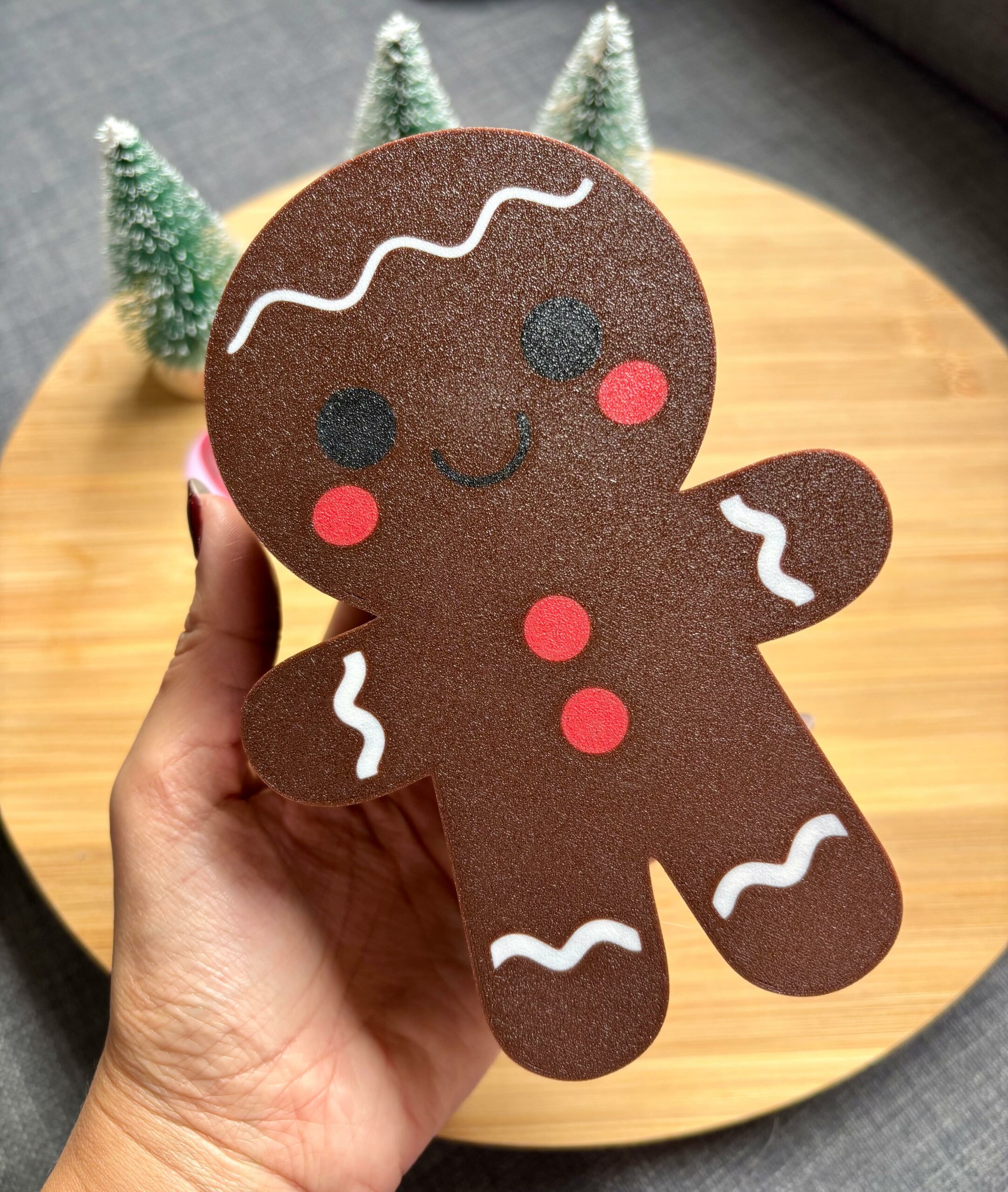 Cofre Navideño en Forma de Muñeco de Jengibre – 15 x 10 x 5 cm - Imagen 2